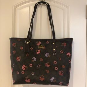 Coach Printed Floral Logo City Tote